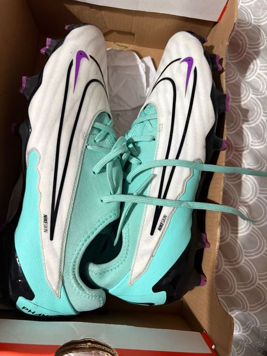 Chuteiras Nike originais como novas