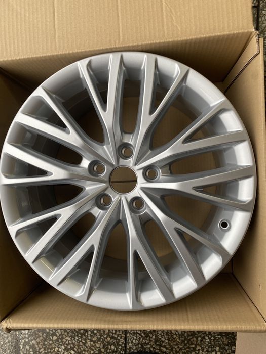 Felga 7,5x17 ET46 Seat Leon IV 5FA jak NOWA