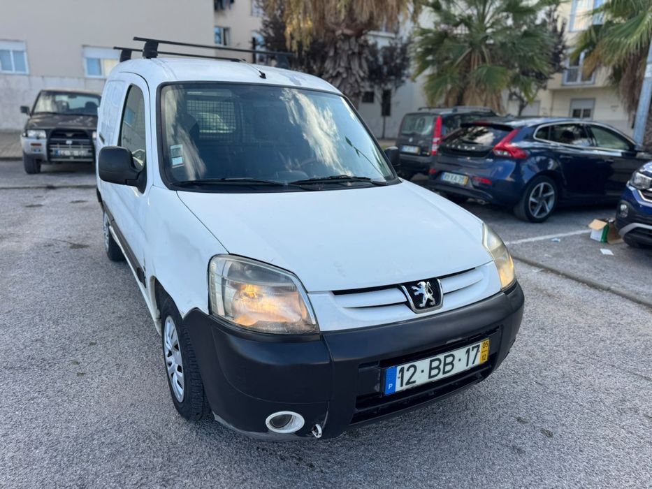 Peugeot partner 2.0 HDI (diesel)ano 2005 em bom estado geral.