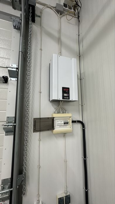 Продаж; ділянка 33 сотки; Чернівці; + приміщення; бізнес;