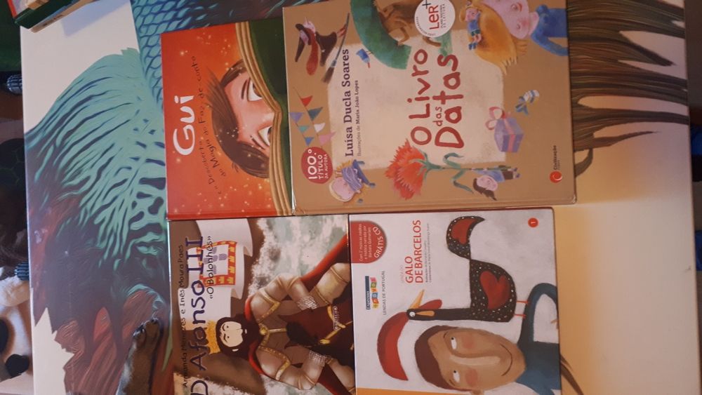 Livros infantis como novos