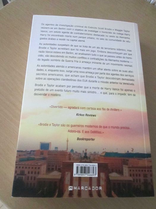 Teia de Sangue de Nelson Demille e Alex Demille