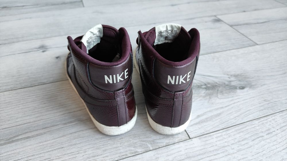 Продам кросівки хайтопи Nike жіночі 36,5 розмір