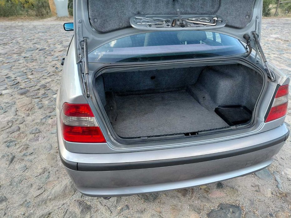 BMW 320D LCI 150 cv de 2003 de caixa automática NACIONAL