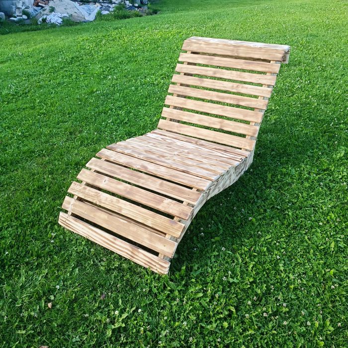 Leżak ogrodowy z drewna