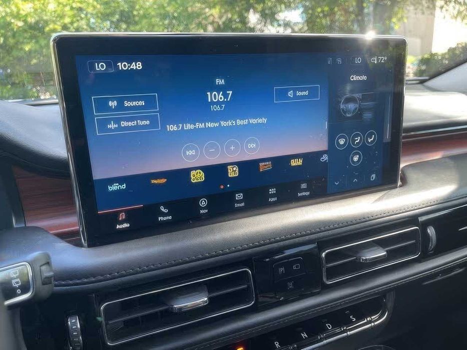 Lincoln Nautilus      2022