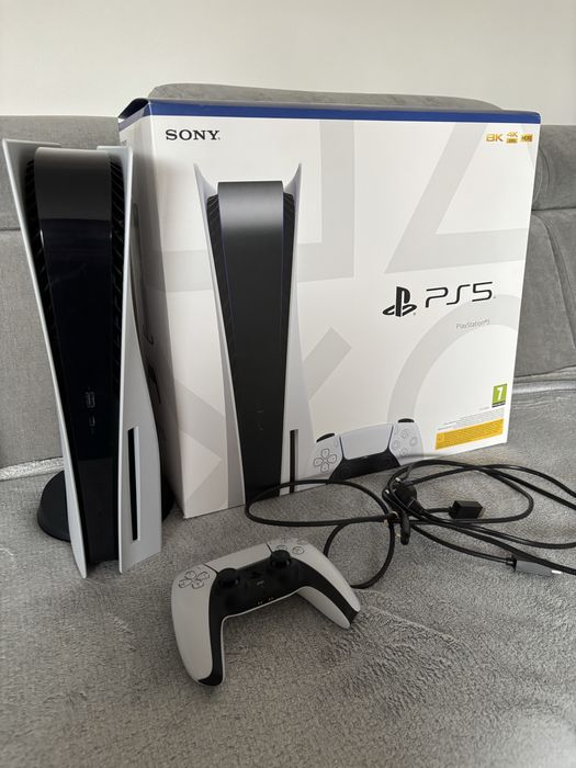 PlayStation 5 z napędem