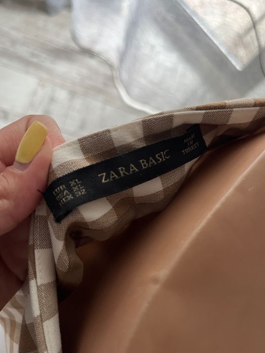 Жіночі брюки Zara