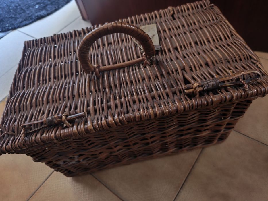 Cestas de piquenique antigas