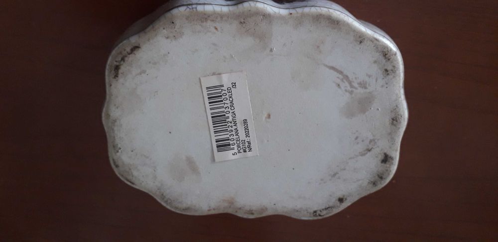Porta jóias em porcelana antiga