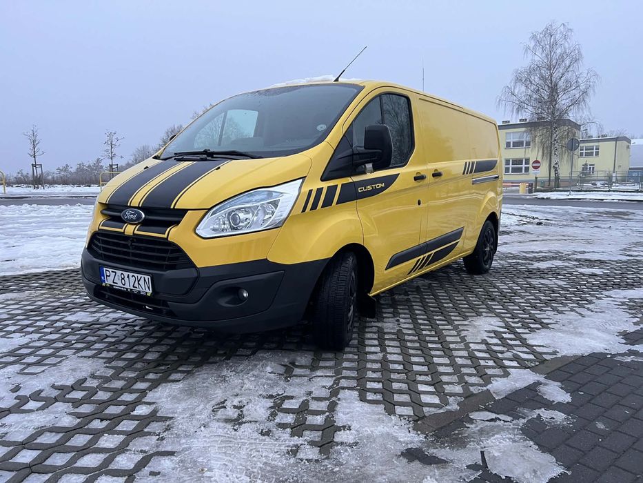 Wynajem Aut Osobowych, Dostawczych , Busów oraz Lawety