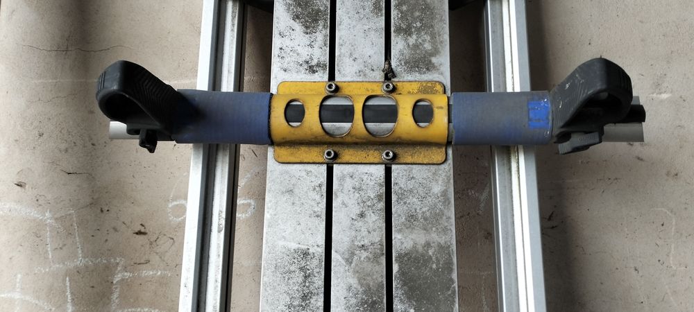 Bagażnik dachowy Rhino, uchwyt na drabinę, Volkswagen T5
