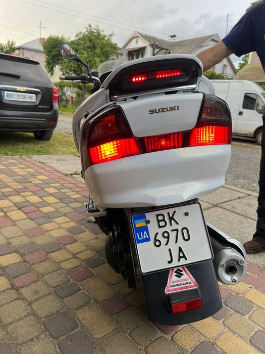Скутер Suzuki Skuwave 250