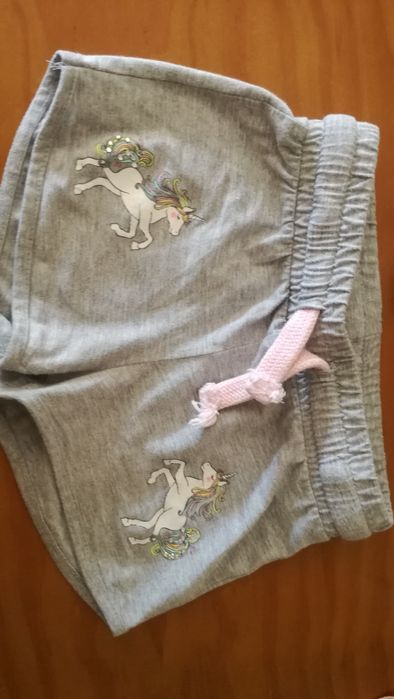 Roupa de menina 3/4 anos