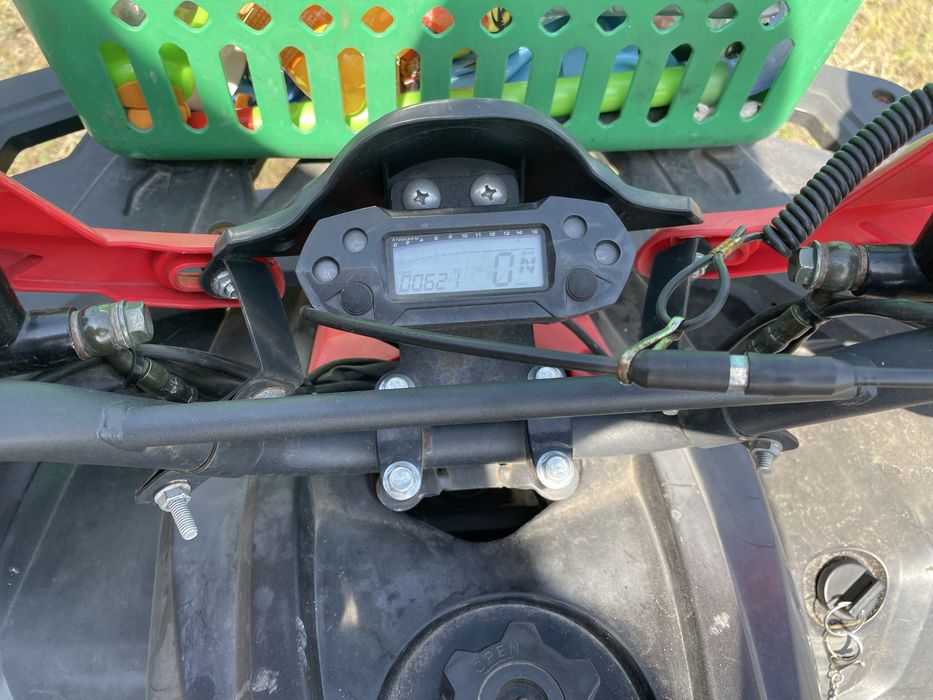 Продам квадроцикл 125