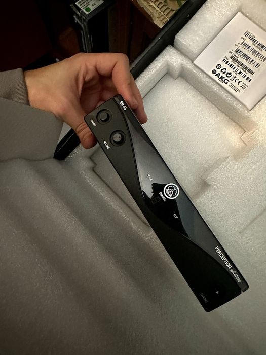 Lapelas sem-fios AKG PW45 Presenter Set Band M