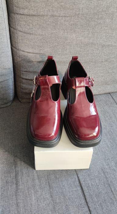 Półbuty Parrotto lakierowane 41, skóra naturalna, mary jane, platforma