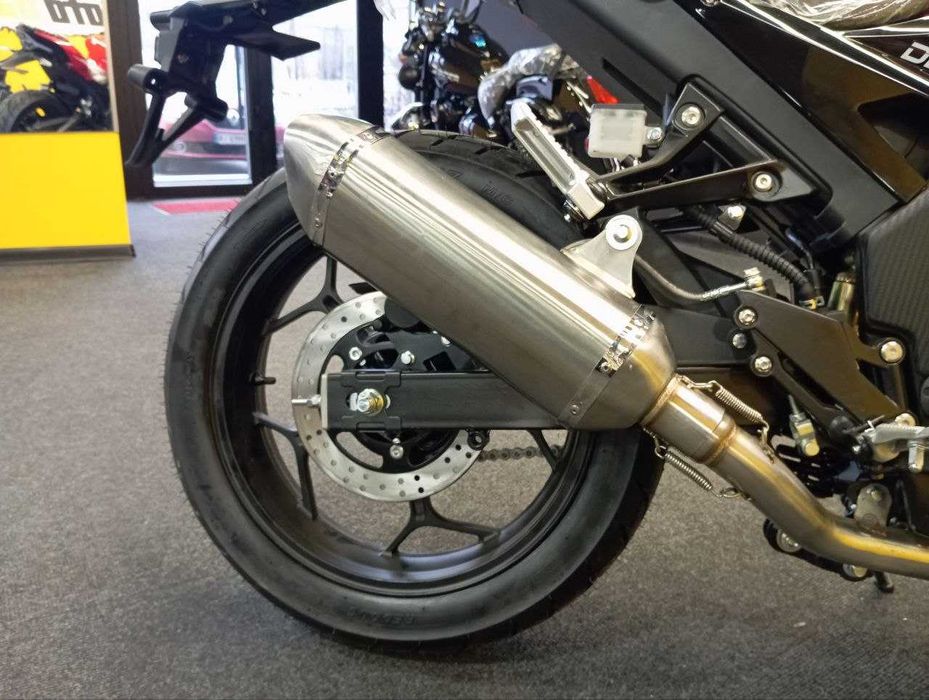 Новий Rider R1M 250CC