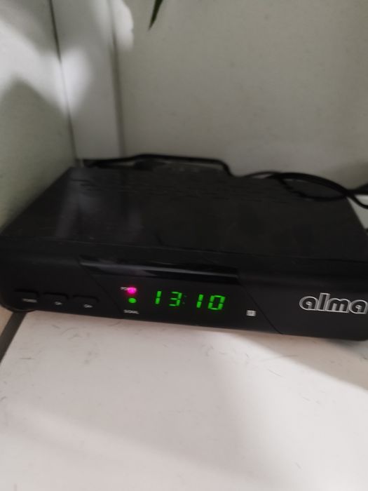 Telewizor Sony Wega 32 cale gratis stelaż plus nowy decoderzawiesze