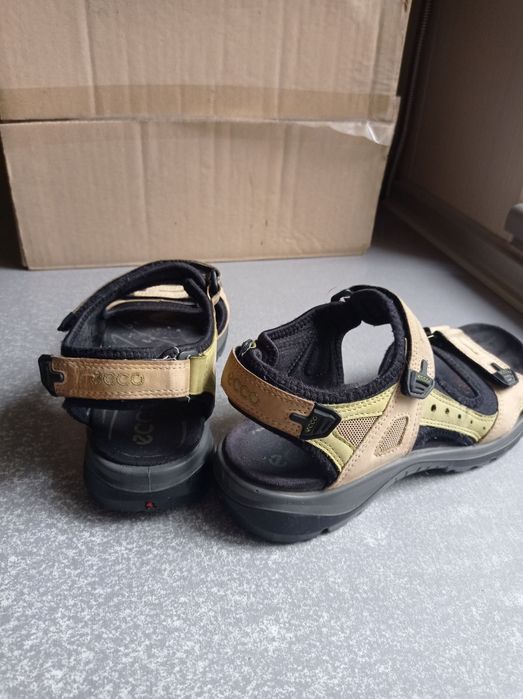 Шкіряні сандалі Ecco Off-road -39/40р