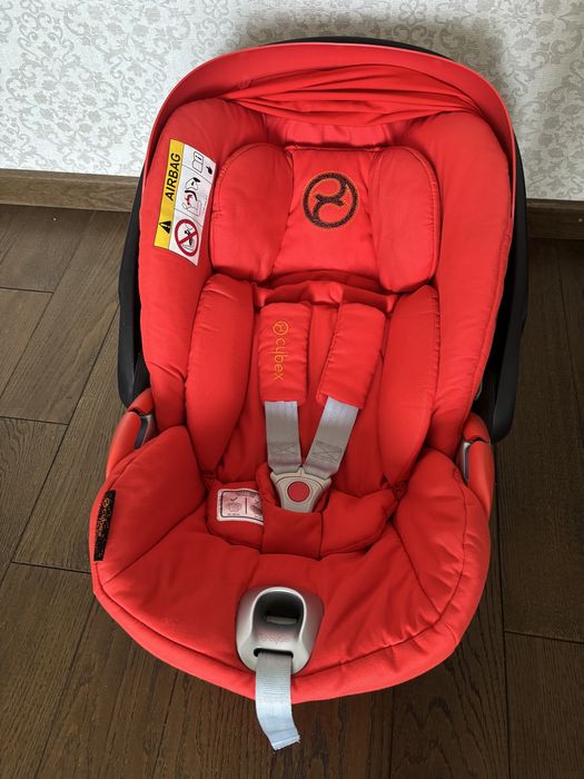 Автокрісло Cybex Cloud Z i-Size Autumn Gold burnt Red червоний колір