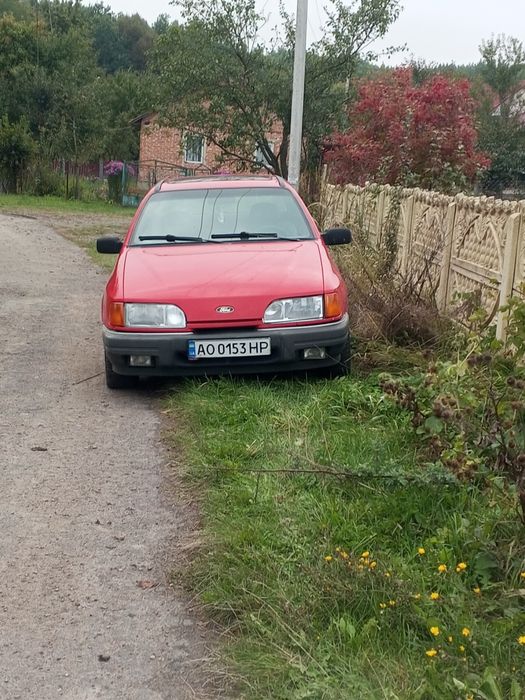 Срочно Ford sierra 2.0