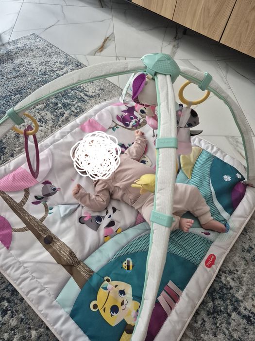nowa mata edukacyjna  Tiny Love Świat Małej Księżniczki