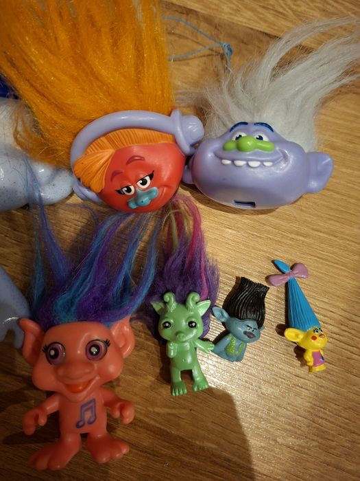 Trolle figurki 8szt