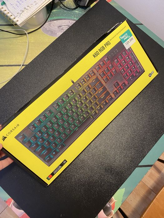 Corsair K60 RGB Pro (Layout - PT)64298012550145120