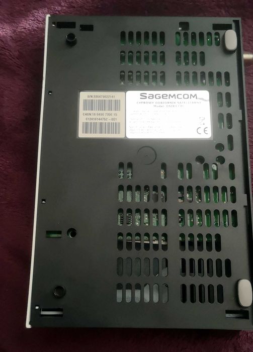 cyfrowy odbiornik satelitarny model DSI83  CPL