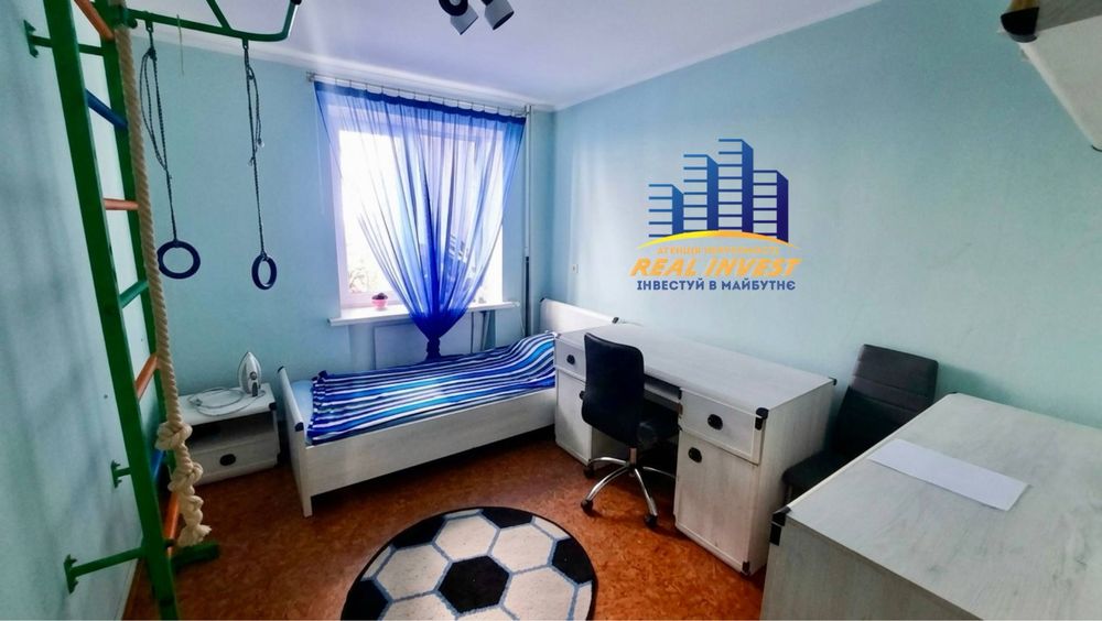 Продам 4-кімнатну квартиру у місті Самар