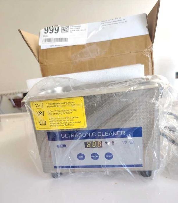 Máquina de limpeza ultrassônica . Nova