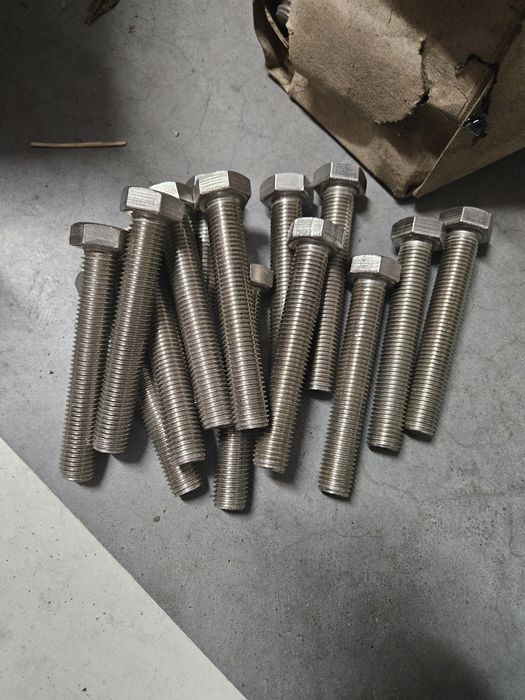 Śruby m20x120 75szt z podkladka