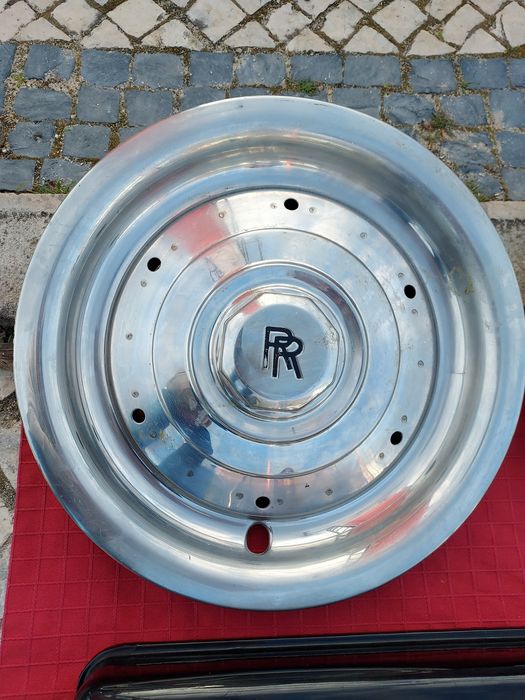Tampa de roda Rolls Royce