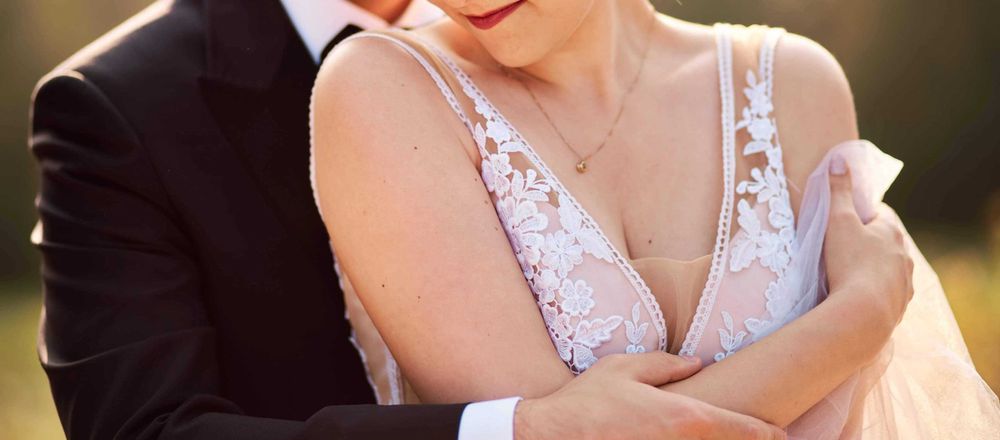 Suknia ślubna szyta