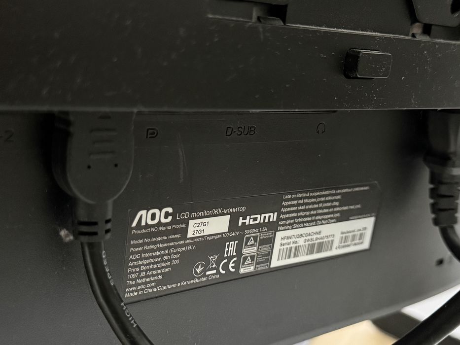 Setup 2 Monitores Gaming AOC Curvos 27” + Braço Duplo Kensington