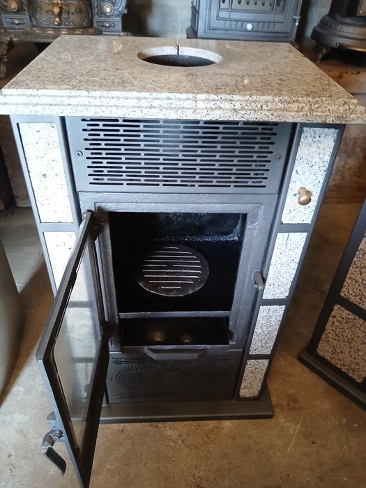 Vendo salamandra a lenha ventilada