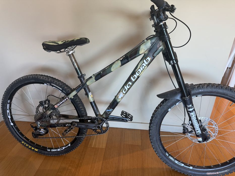 Bicicleta downhill