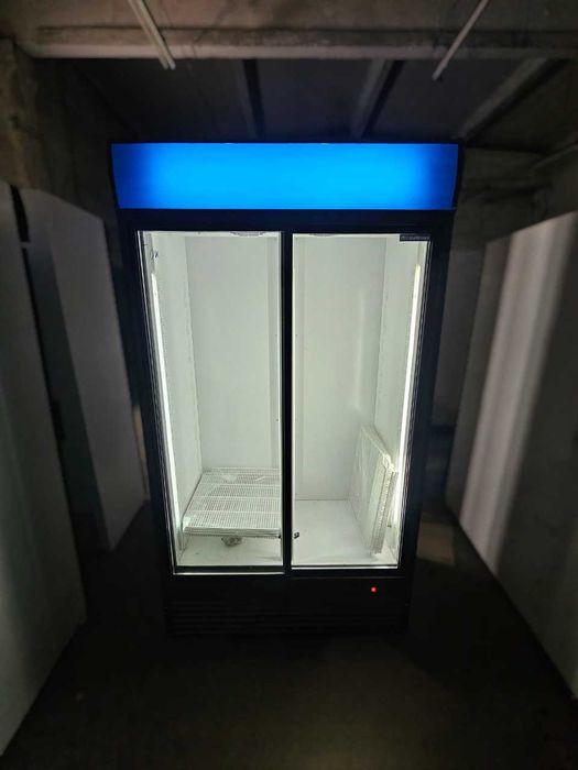 Холодильные ВИТРИНЫ шкафы холодильні ВІТРИНИ торгове обладнання