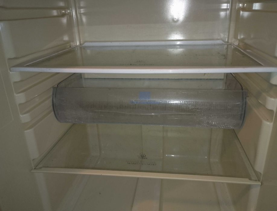 Холодильник в нерабочому стані