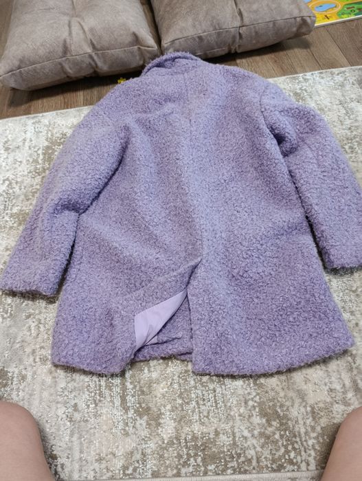 Пальто овечки чорне і фіолетове