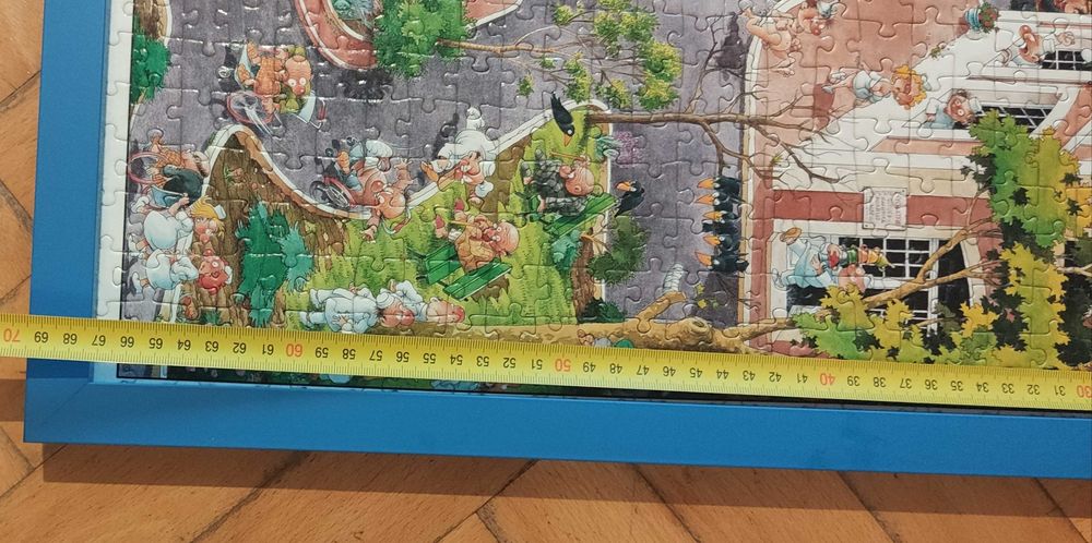 Puzzle w ramce. Szalony szpital 68 * 96 cm 2000el. Heye