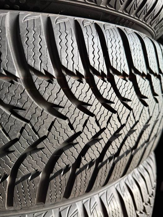 215/55R16 Kumho2025p