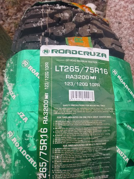 Продам грязевую резину RoadCruza 265/75 r16
