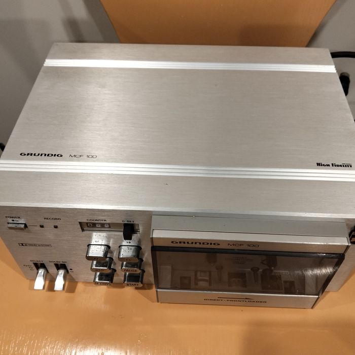 Dek Grundig MCF 100