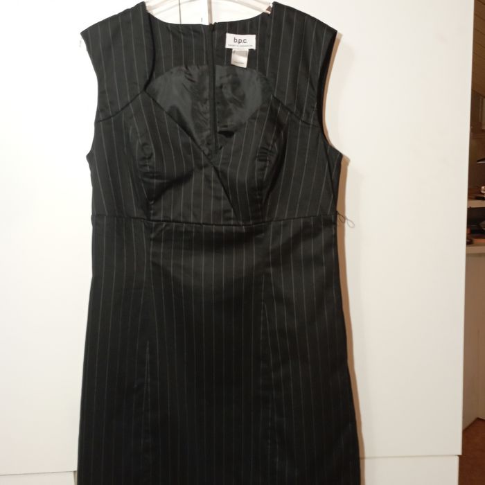 Sukienka czarna w białe prążki Bonprix rozm.40