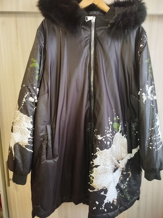 Зимова жіноча куртка 62-64 розмір
