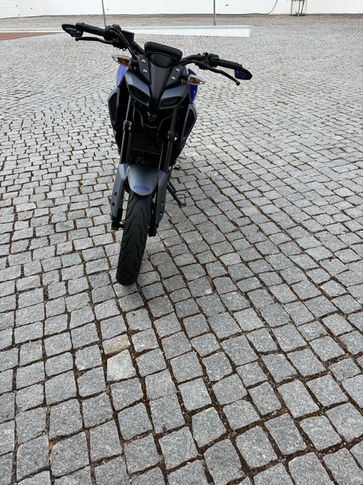 Yamaha MT-125 2025 como nova