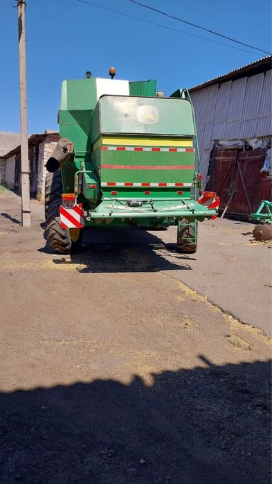Комбайн John Deere 1550 WTS