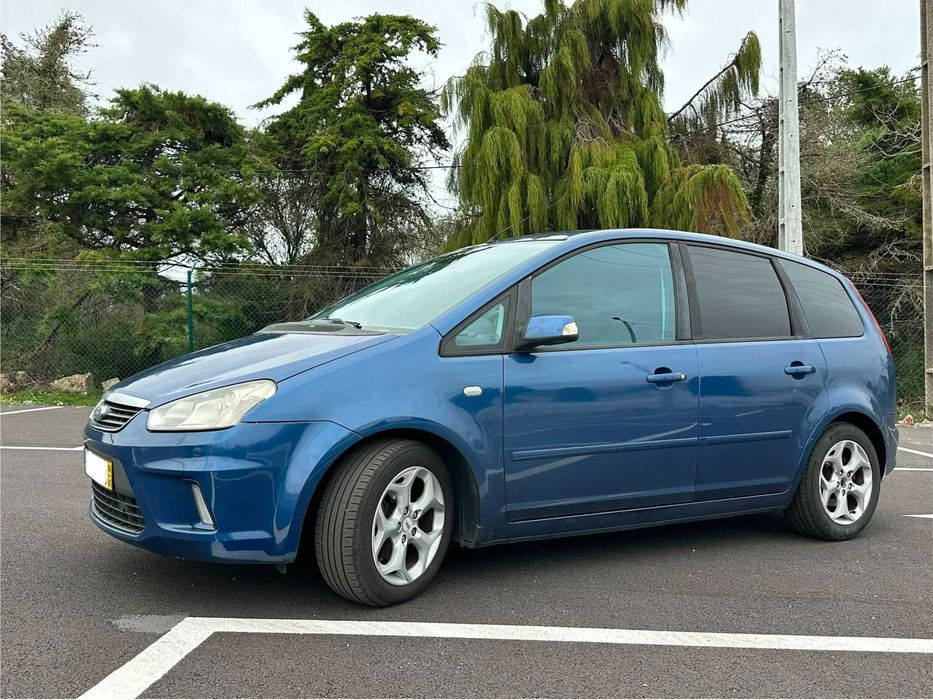 Ford C-Max — fotografia 4